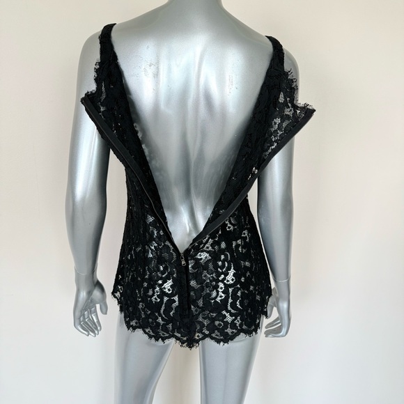 NWT!!! Dolce&Gabbana women laces top size 42IT or 6 US Authentic Retail 650$ - Picture 4 of 8